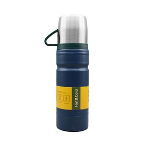 فلاسک مدل gs m 207384 گنجایش 0.69 لیتر به همراه لیوان سفری